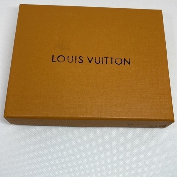 LOUIS VUITTON keychain authentic 100% - Picture 13 of 13